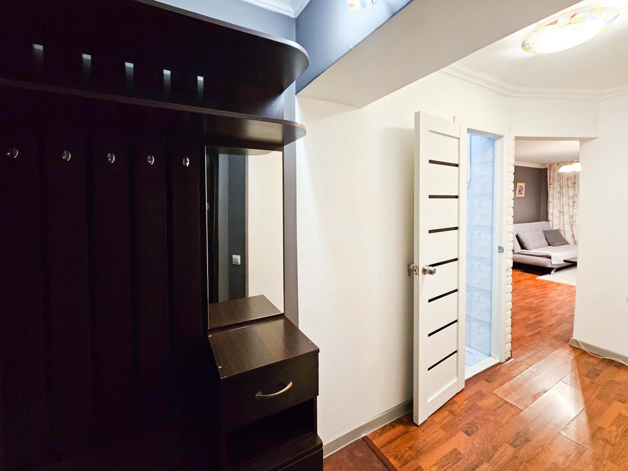 Nadezhda Apartments On The Nauryzbai Batyr 82 Almaty Eksteriør bilde