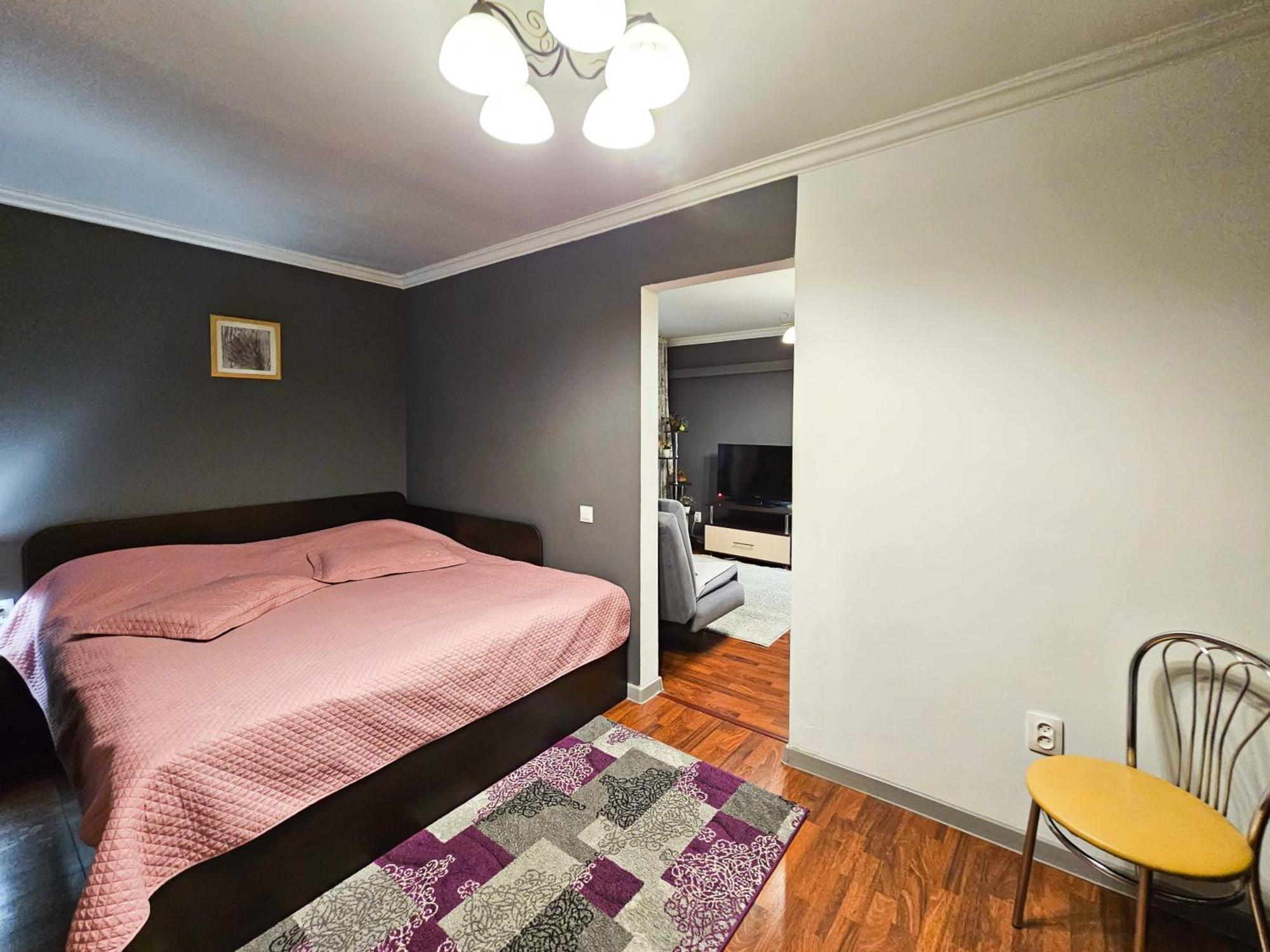 Nadezhda Apartments On The Nauryzbai Batyr 82 Almaty Eksteriør bilde