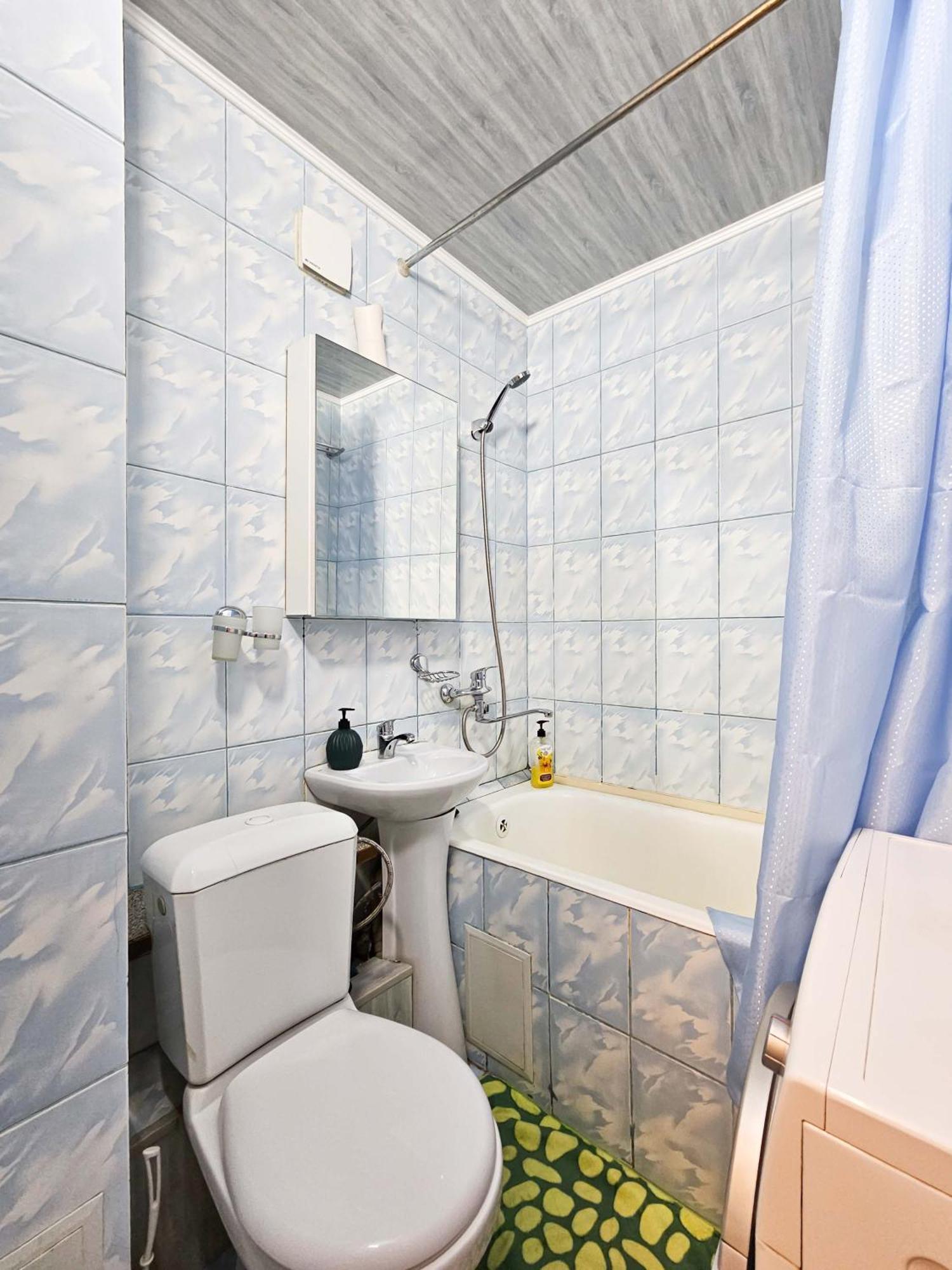 Nadezhda Apartments On The Nauryzbai Batyr 82 Almaty Eksteriør bilde
